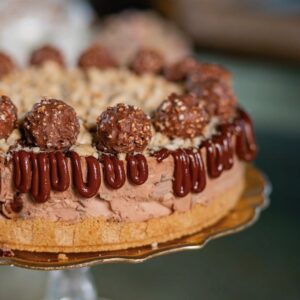 Ferrero Rocher Cheesecake