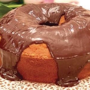 Cake de Vainilla con Glaze de Chocolate