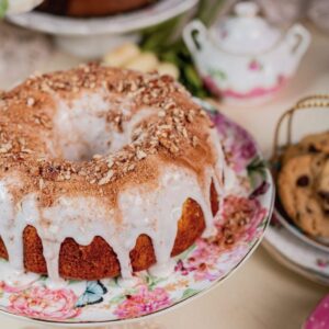 Cinnamon Roll Bundt Cake